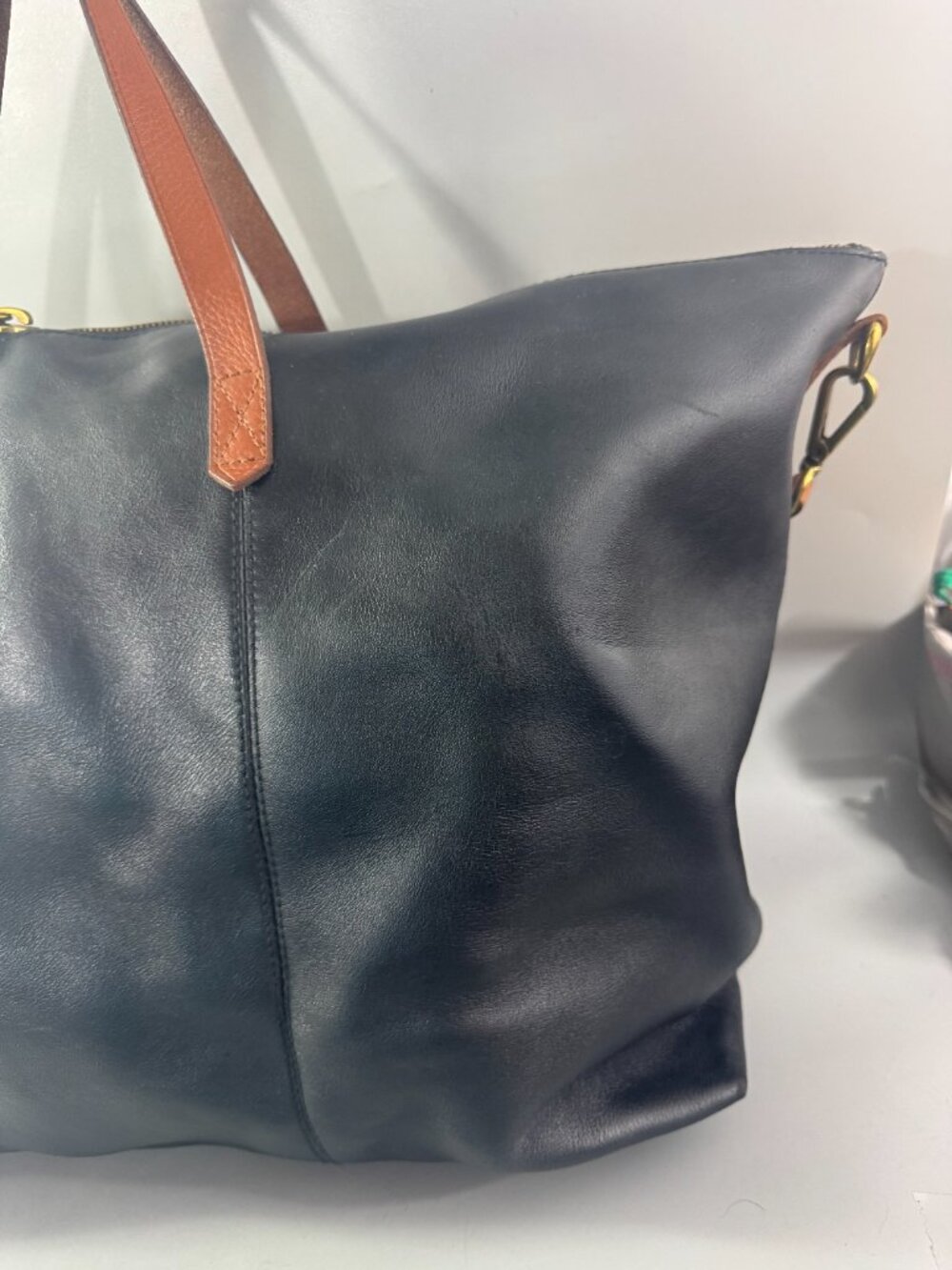 Madewell The Transport Weekenderin in True Black - Picture 9 of 15